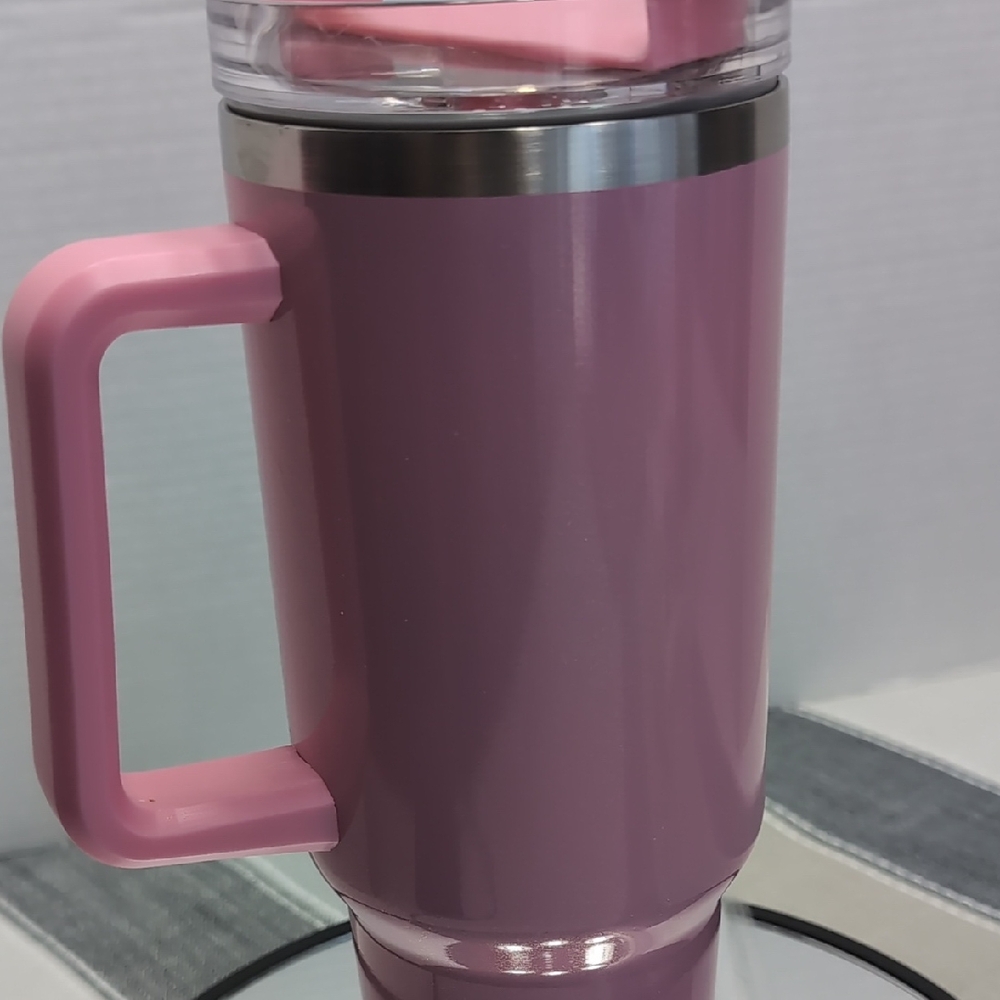 Shimmer Pink Tumbler w/ Handle  40 oz NWOT